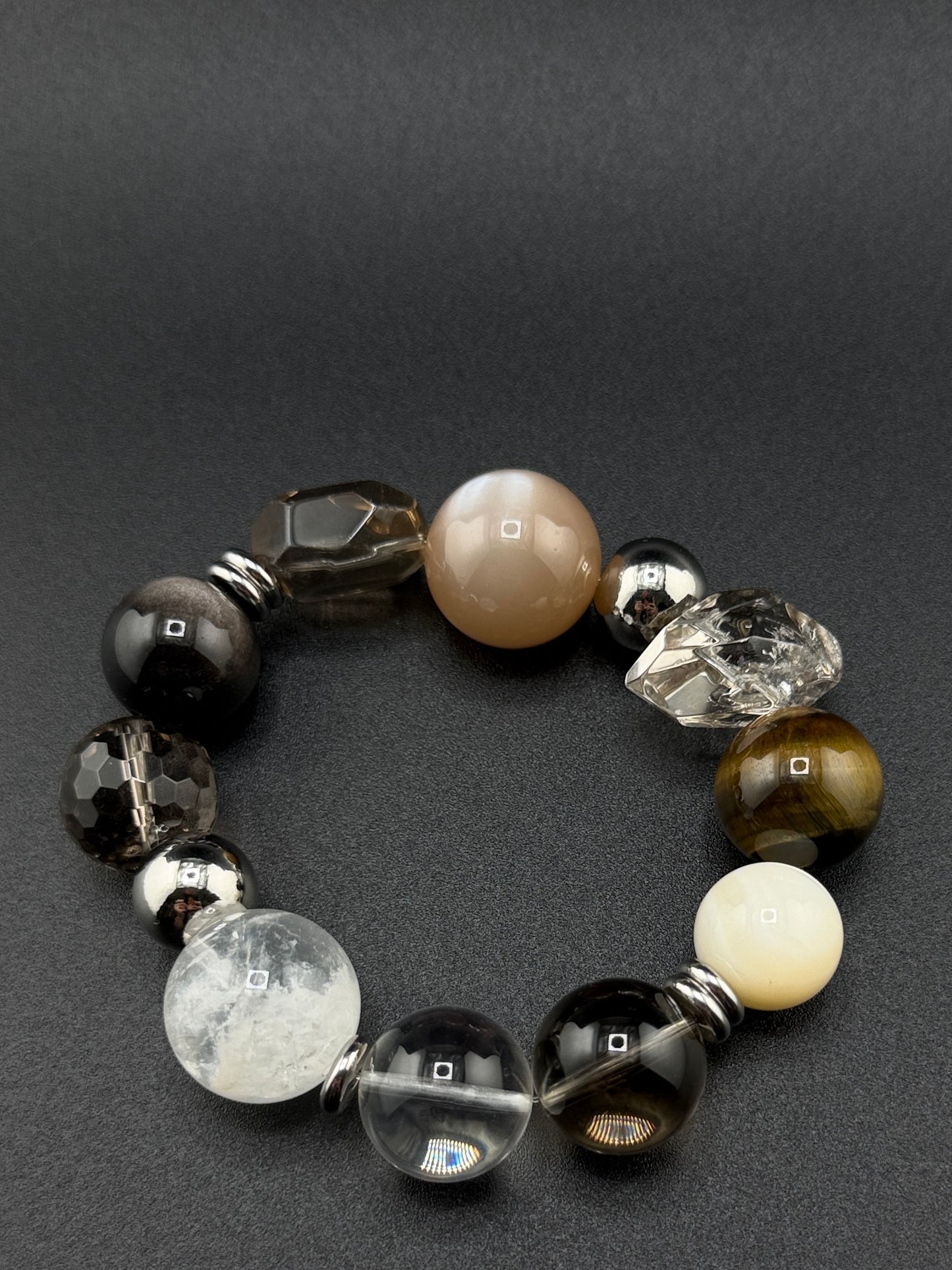 Serin | Minimalist Multi-Stone "Aura" Bracelet